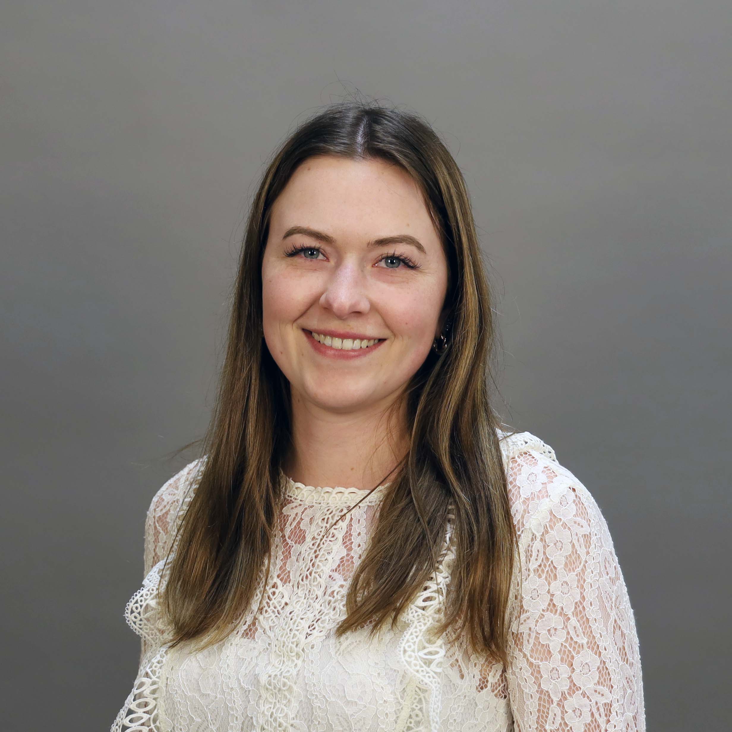 Mitarbeiter Ersatzteillager LKW (a) Mitarbeiter Ersatzteillager LKW (a)